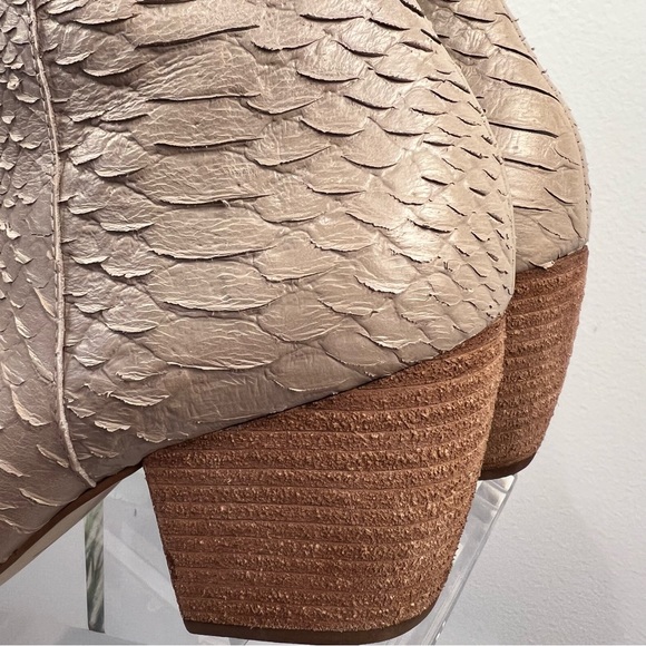 Matisse Caty Tan Snake Embossed Leather Boots - Picture 7 of 16